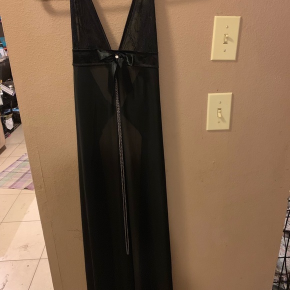 SOLD!!!! Black, sheer Negligee Halter - Picture 4 of 5